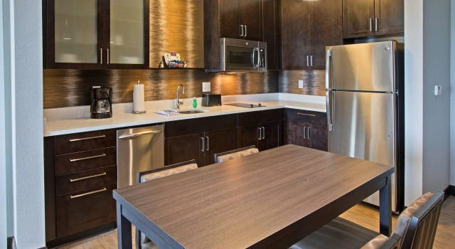 Четырёхместный люкс c 1 комнатой Residence Inn by Marriott Louisville East/Oxmoor