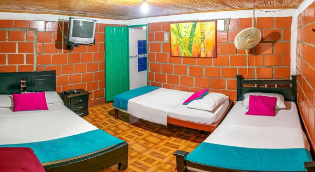 Finca Hotel El Tizon, Rezervovat Hotel Hotely v Santander s parkováním, Parkování
