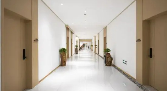 Baoli Shijia Art Hotel (Luohe High-speed Railway West Station Branch), Rezervovat Hotel Luohe Henan