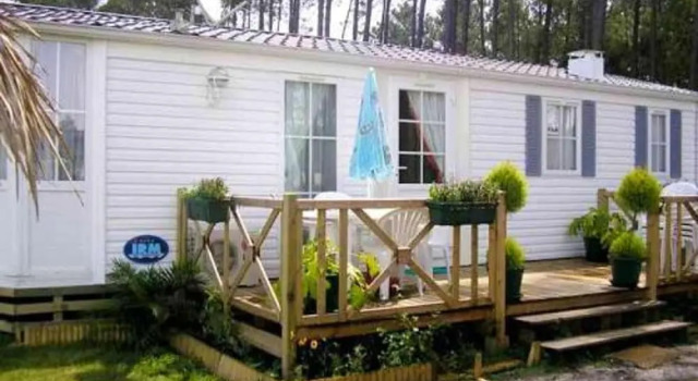 Bungalow With 2 Bedrooms in Pataias, With Shared Pool, Enclosed Garden and Wifi, Rezervovat Hotel Hotely v Oeste s parkováním, Parkování