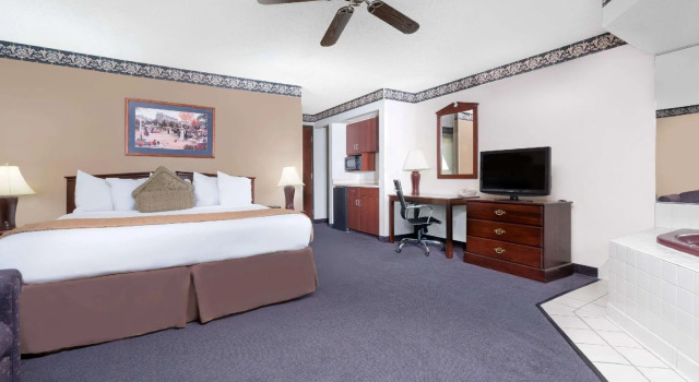 Двухместный люкс Baymont by Wyndham La Crosse/Onalaska