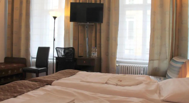 Standart dört kişilik oda Hotel Amelie Berlin