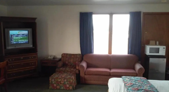 Семейный номер Standard Motel Oasis