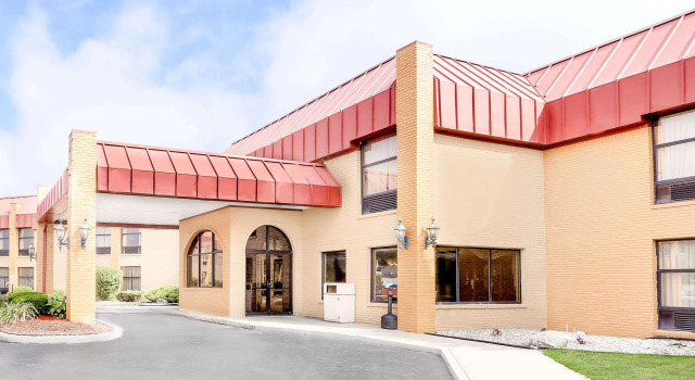 Days Inn & Suites by Wyndham Kalamazoo, Rezerwuj Hotel Hotele w Kalamazoo ze śniadaniem, Śniadanie