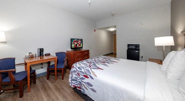 Номер Deluxe Red Roof Inn & Suites Carrollton, GA - West Georgia
