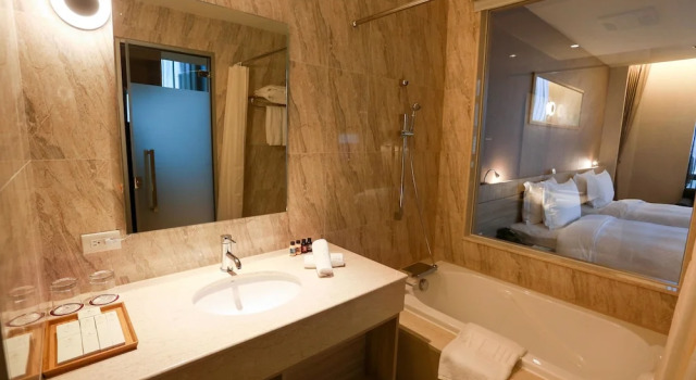 Трёхместный номер Standard с видом на город AJ Hotel Hsinchu