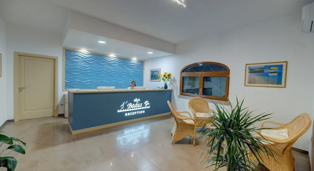 The Fantastic Residenza Badus Studio Sleeps 2 Num0828, Забронировать Апартаменты/квартира Бадези Коста-Парадизо