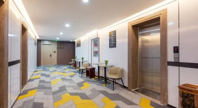 IU Hotel (Shijiazhuang Beiguo Yizhuang Canal Bridge Station/Tiedao University Subway Station), Book Hotel Shijiazhuang Hebei