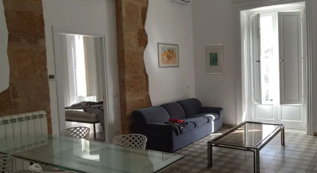 Апартаменты Superior с балконом и с видом на город Palazzo Caratozzolo - Attico
