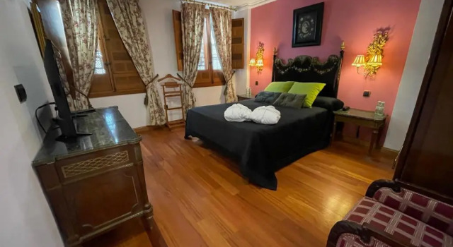 Полулюкс Deluxe Hotel Boutique La Llave de la Judería