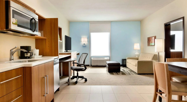 Двухместный люкс Home2 Suites by Hilton Edmond