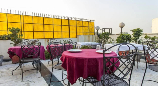 Hotel Sunstar Residency, Забронировать Отель Отели Нью-Дели с завтраком, Завтраки