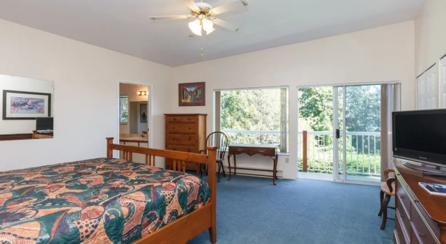 Двухместный номер Deluxe с балконом и с видом на море Bayridge Bed and Breakfast
