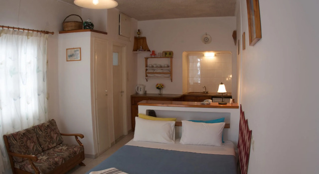 Vallas Apartments & Villas