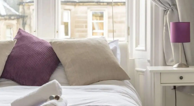 Modern 2 Bedroom Flat In Edinburgh City Centre, Забронировать Апартаменты/квартира Апартаменты Эдинбурга, рядом с The City of Edinburgh Council, Апартаменты/квартира