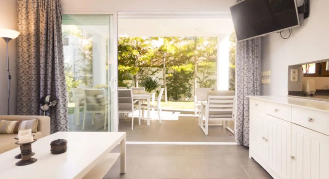 Holiday Home El Dorado Playa - Villa La Roca by Interhome, Забронировать Вилла Отели El Baix Camp 4 звезды, 4*