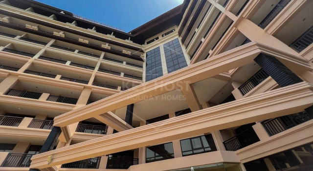 Апартаменты Anantara Royal Amwaj Luxurious 1 BR-Palm Jumeirah