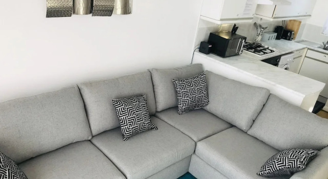 Коттедж c 1 комнатой Bicester One Bedroom House Sleeps 3 - Free Parking & Garden