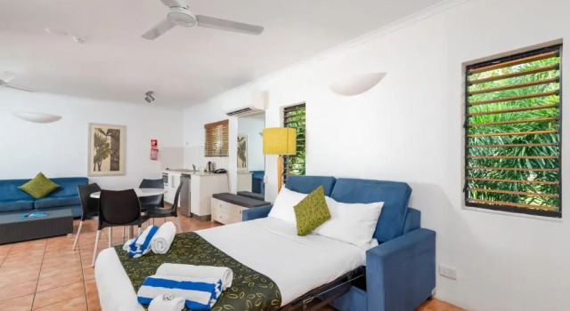 Люкс c 1 комнатой Paradise On The Beach Resort