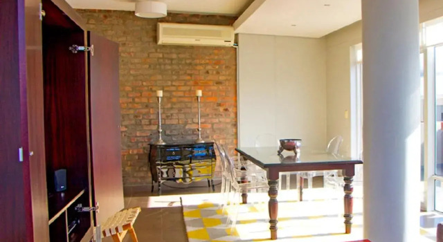 Canterbury Square Apartments