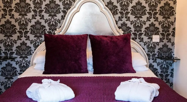 Апартаменты Platinum Harrogate Elite Living