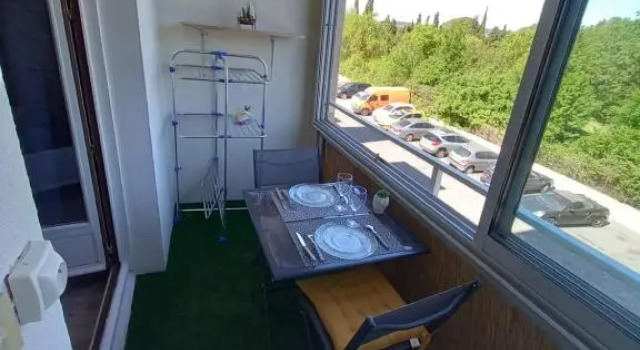 Studio Balcon Proche Hypercentre de Narbonne, Забронировать Апартаменты/квартира Нарбон Од, рядом с Музей рельефов в Нарбоне