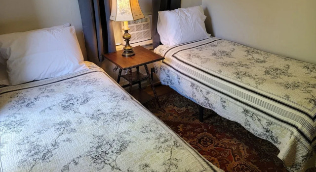 Hawks House Inn, Varaa Hotelli  