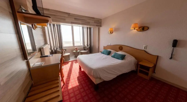 Двухместный номер Standard с видом на море Logis Hôtel & Restaurant Mediterranee