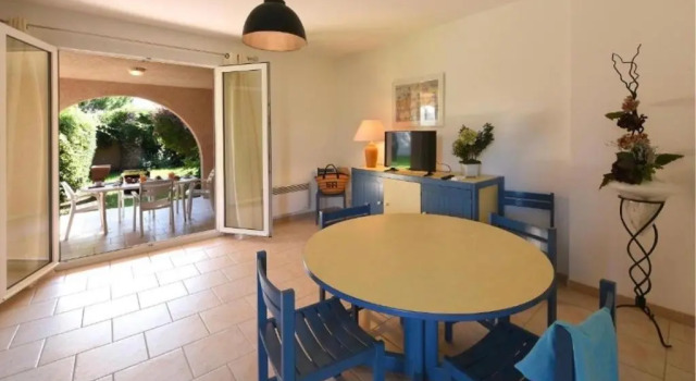 Résidence les chênes, Varaa Hotelli Borgo 