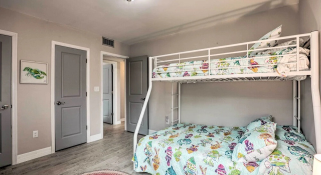 Коттедж St Augustine Home w/ Private Pool: 4 Mi to Beach!