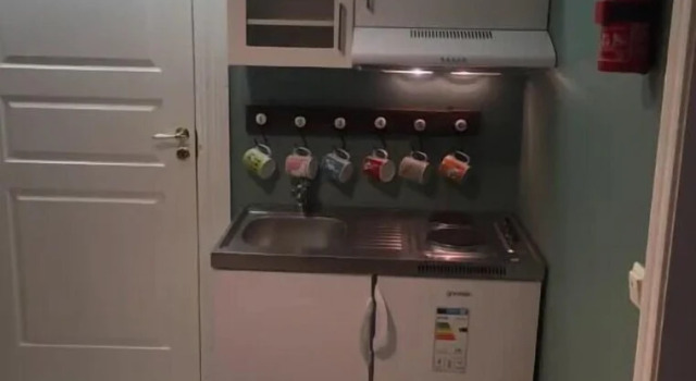 Апартаменты StayPlus Holiday Apartment With Patio