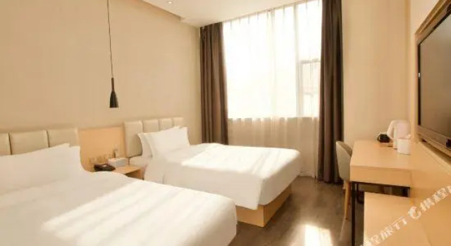 Yongcheng hotel shanghai Jinshajiang road Fengzhuang subway station shop, Varaa Hotelli Shanghai Shanghai