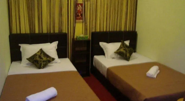 Galileo Guest House Melaka, Rezerwuj Pensjonat Hotele w Malakka z parkingiem, Parking
