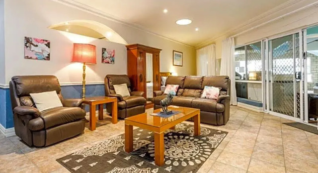 Апартаменты c 1 комнатой Inn The Tuarts Guest Lodge