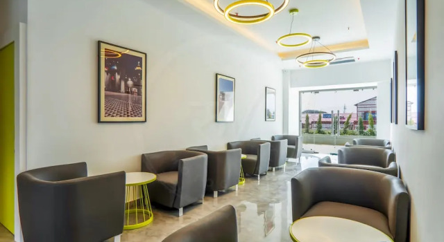 Hotel Le Roi Dehradun, Rezervovat Hotel Déhrádún Uttarakhand
