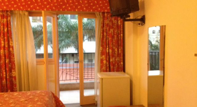 Embassy, Prenota Hotel Hotel a Greater Beirut con parcheggio, Parcheggio