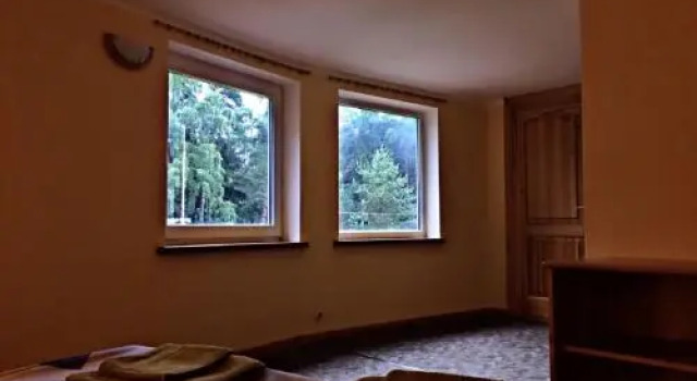 Hotel Murds, Забронировать Отель Роя Курземе