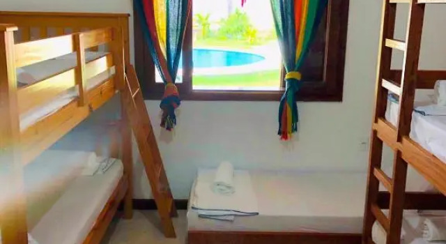 Кровать в общем номере (женский номер) Terra do Sol Pousada e Hostel
