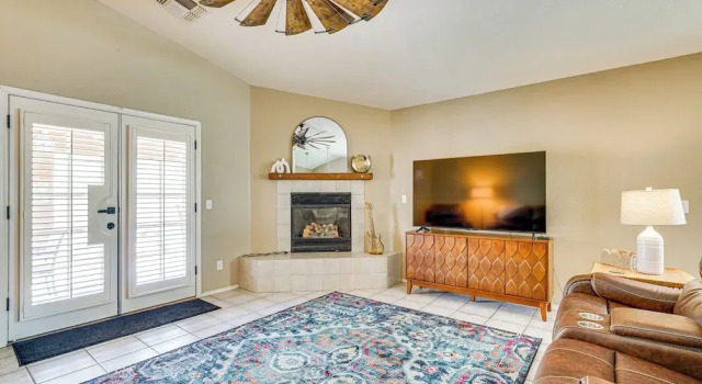 Heated Pool & Spa: Catalina Mtn-view Home!, Забронировать Дом для отпуска Оро Вэлли штат Аризона
