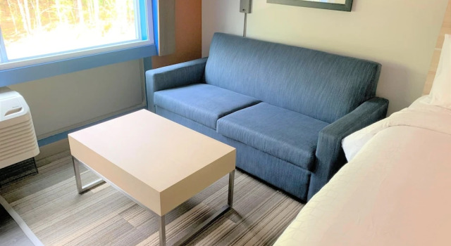 Двухместный люкс Holiday Inn Express & Suites Wilmington West - Medical Park by IHG
