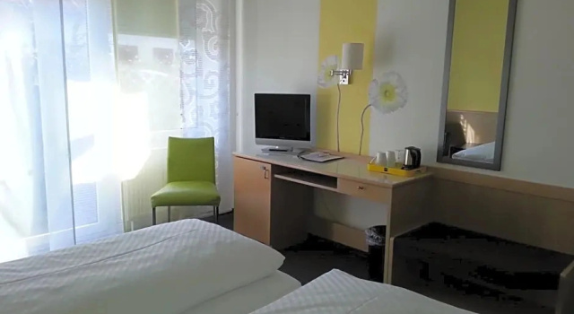 Номер Standard с балконом Hotel Garni Sand