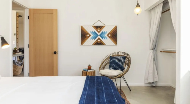 Twilight Terrace - Relax In Style 2 Bedroom Home by RedAwning