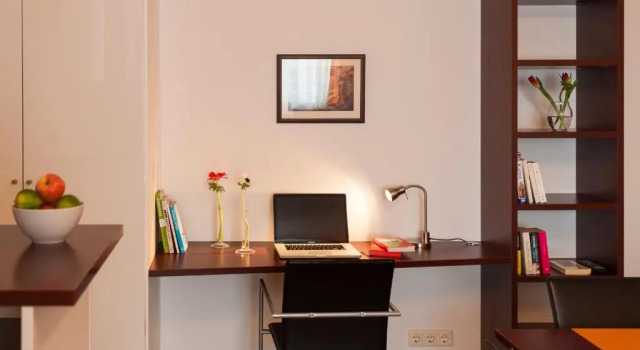 Апартаменты Im 2Ten Business Apartments