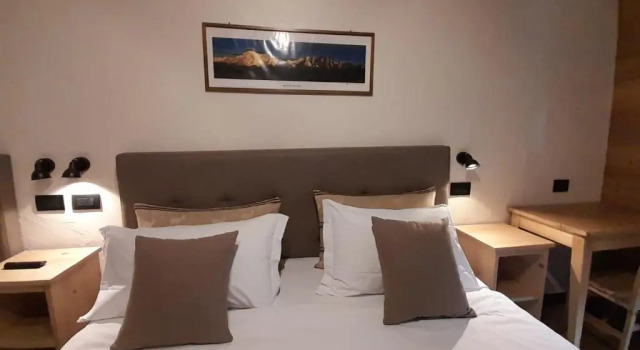 Трёхместный номер Hotel Astoria