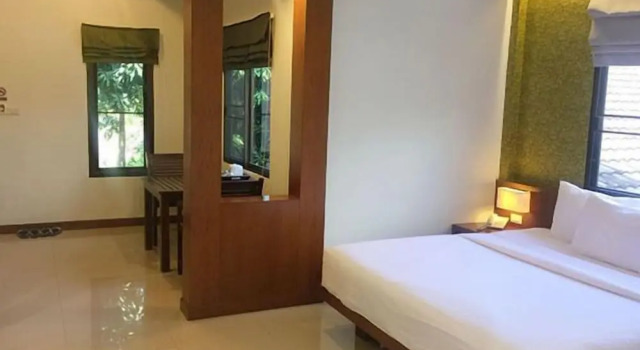 Номер Deluxe с балконом PS Hill Resort Phuket Patong - SHA Plus