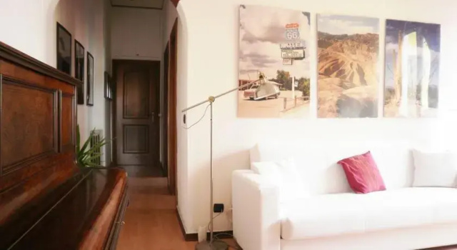 Happy & Beautiful Flat in Milan, Забронировать Апартаменты/квартира Апартаменты Милана, рядом с Театр Стрелера, Апартаменты/квартира