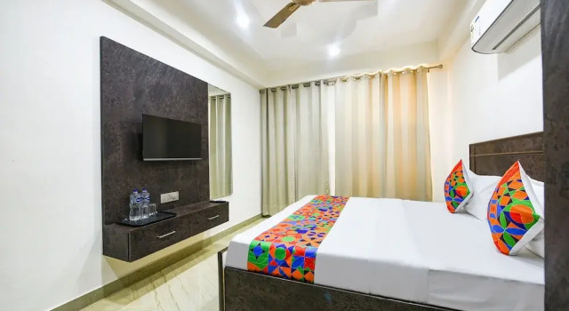 Номер Deluxe Fabhotel Rudraksh Residency