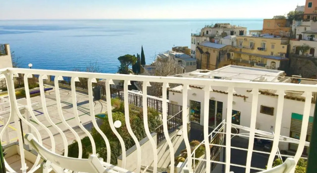 Трёхместный номер Standard Hotel Villa Delle Palme in Positano