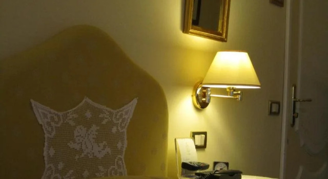 Hotel Villa Castellani, Varaa Hotelli Mogliano 