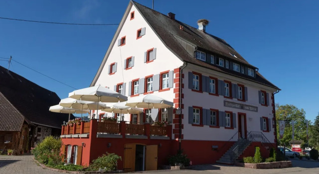 Landgasthof Bären, Забронировать Гостевой дом Отели Кирхцартен с парковкой, Парковка